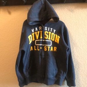 Boys graphic zip up hoodie size 7/8